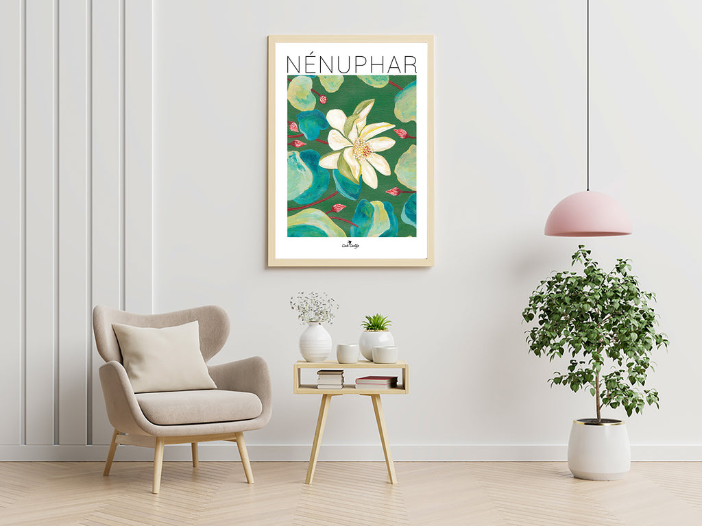 Affiche nénuphar encadrée : fleurs blanches sur fond vert, décor aquatique.