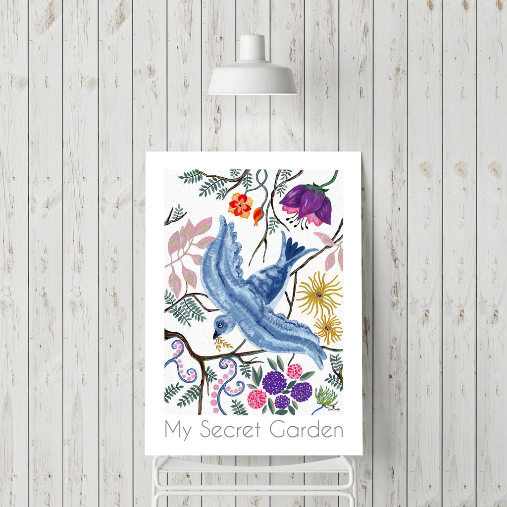 Affiche avec oiseau bleu, fleurs et feuillage, « My Secret Garden »