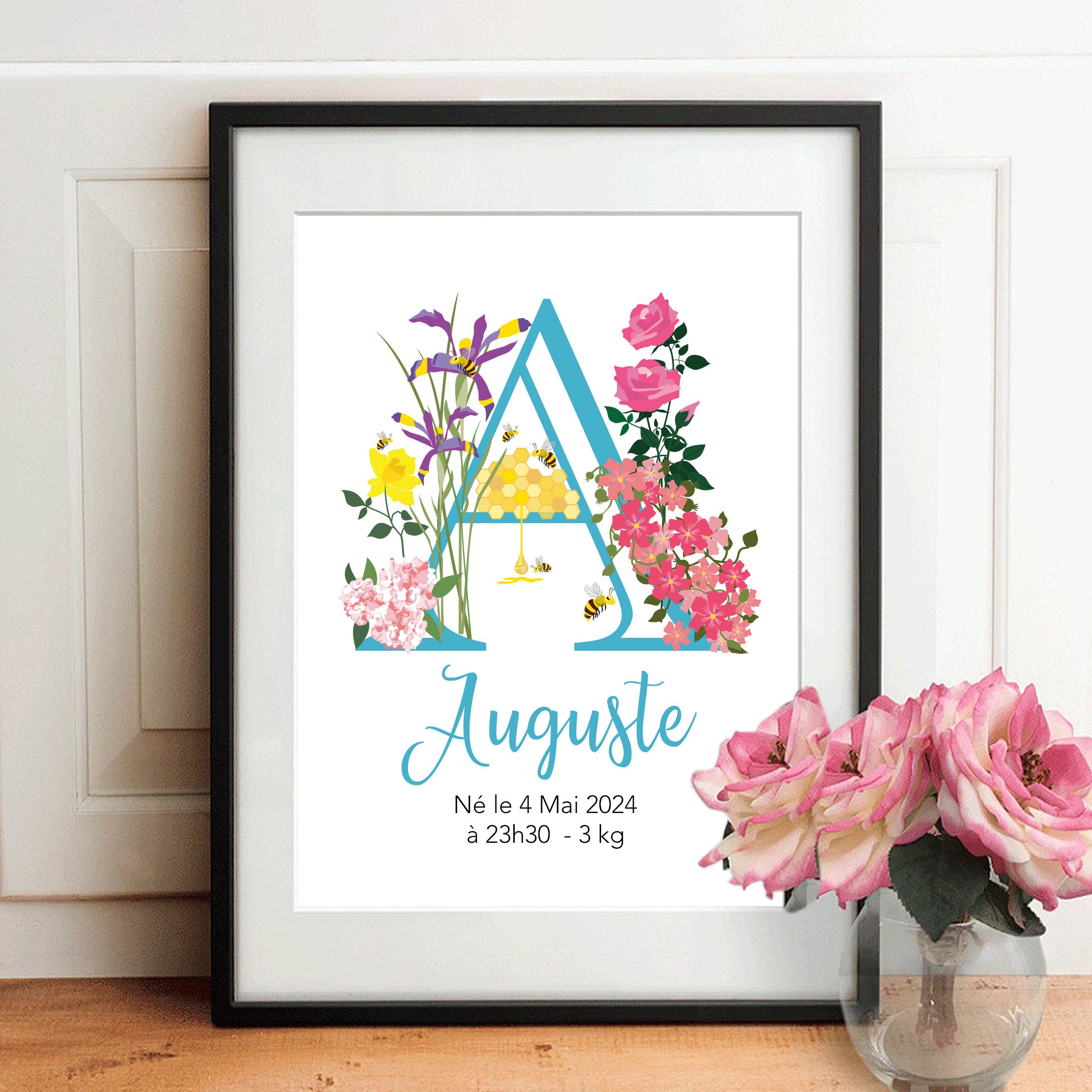 Affiche personnalisée lettre A, fleurs roses, texte « Auguste »
